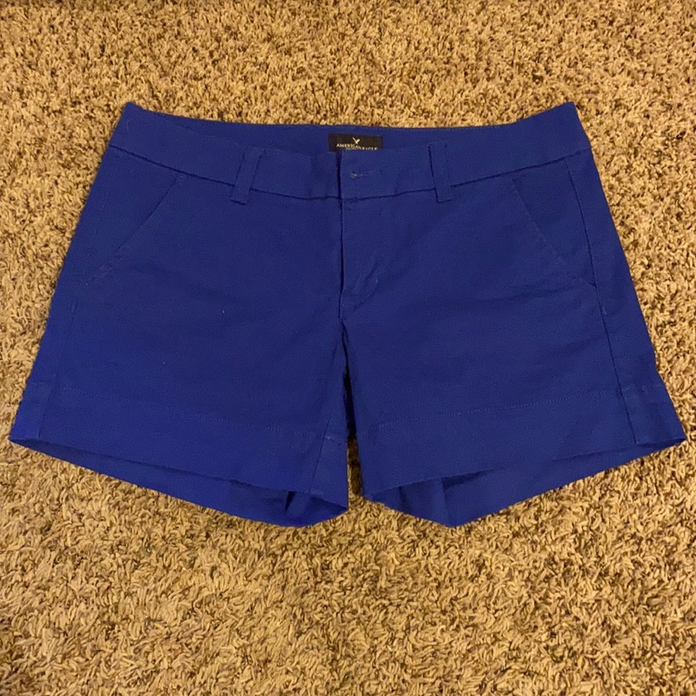 American eagle khaki midi shorts